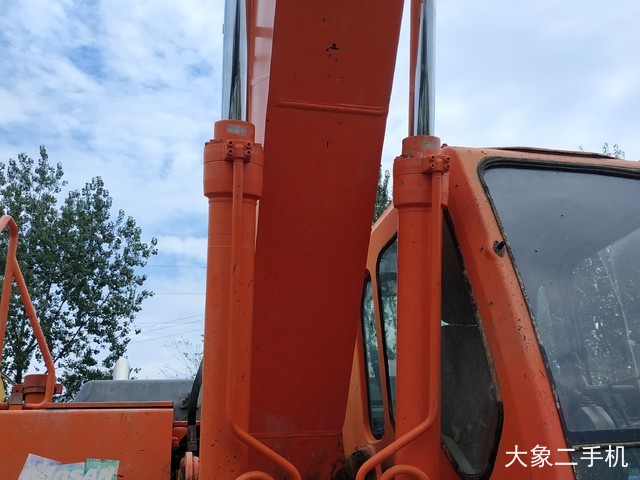 斗山 DH215-9 挖掘机