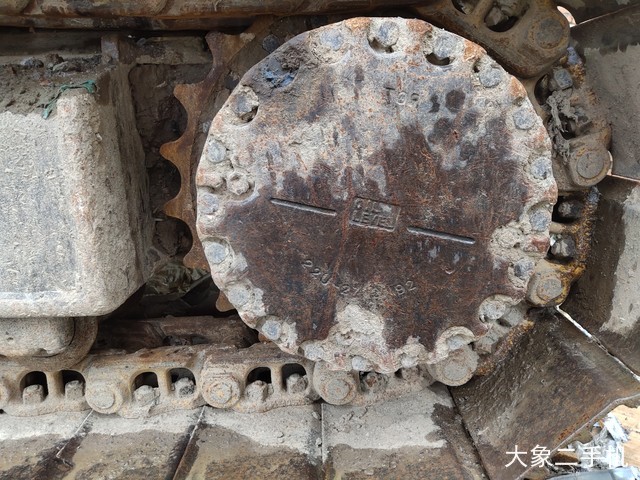 小松 PC220-8 挖掘机