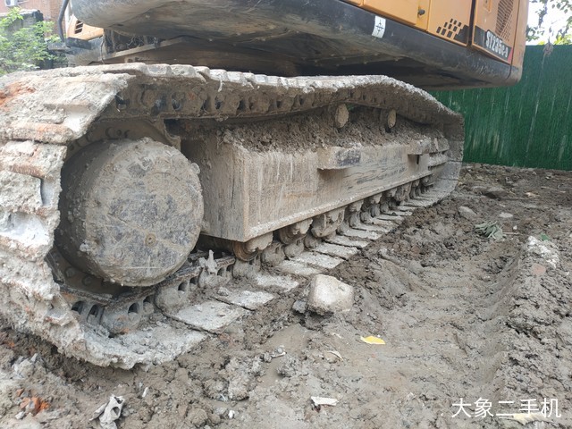 三一重工 SY235C-9 挖掘机