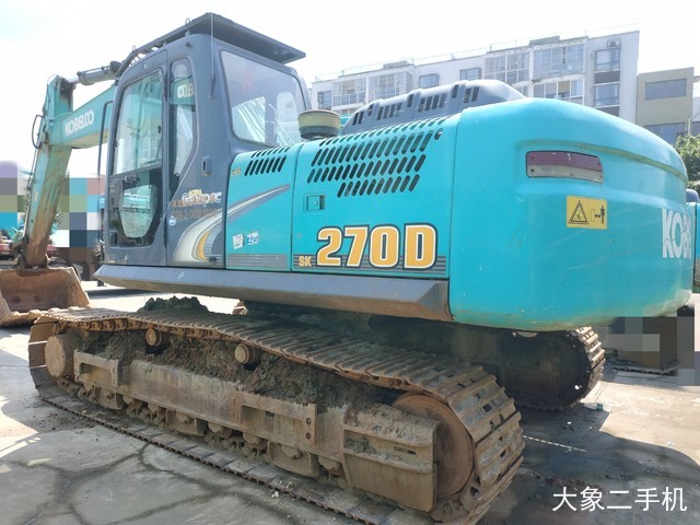 神钢 SK270D-8 挖掘机