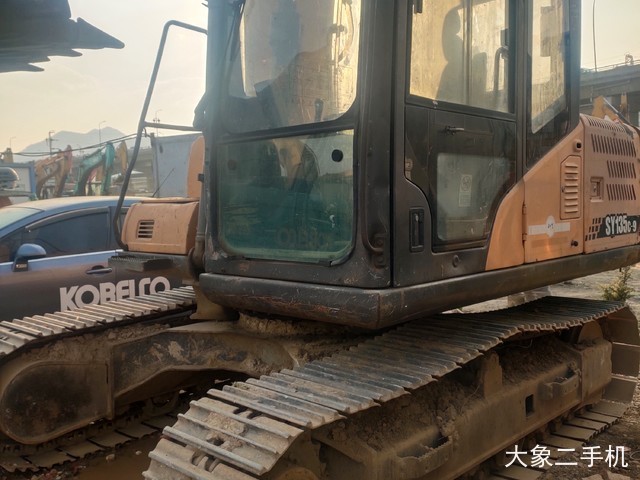 三一重工 SY135C-9 挖掘机