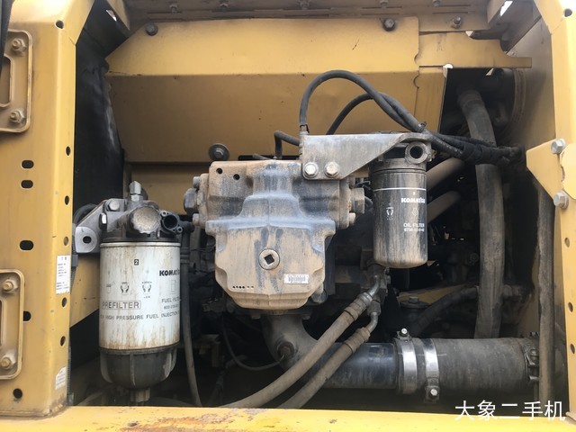 小松 PC220-8M0 挖掘机