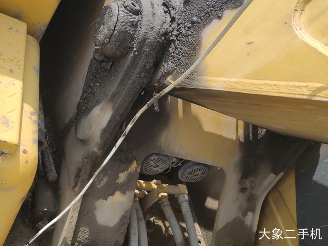 柳工 CLG200-3 挖掘机