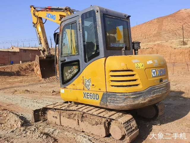 徐工 XE60 挖掘机