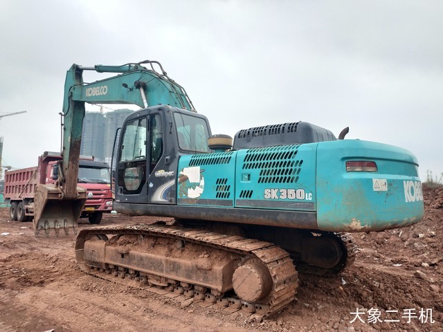 神钢 SK350LC-8 挖掘机