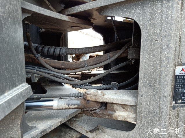 山东临工 L955F 装载机