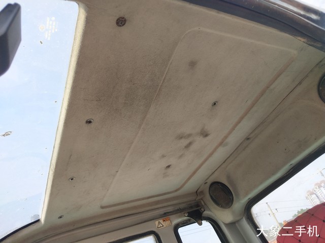 神钢 SK60-C 挖掘机