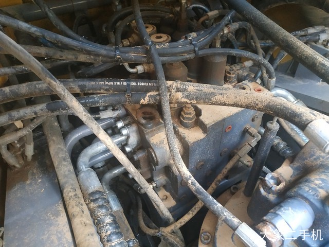 徐工 XE370CA 挖掘机