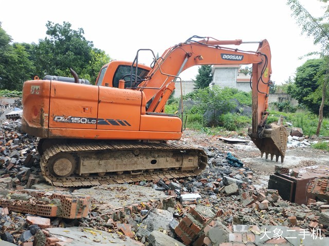 斗山 DX150LC 挖掘机