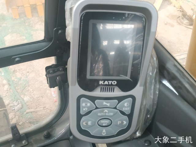 加藤 HD512-R5 挖掘机