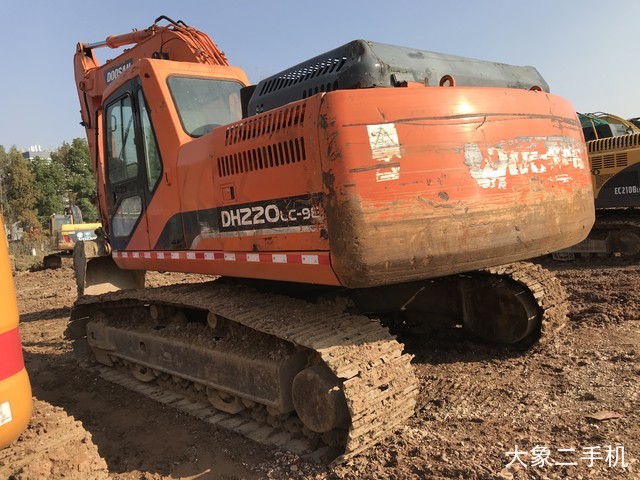 斗山 DH220LC-9E 挖掘机