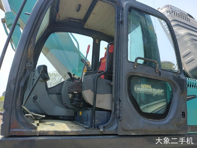 神钢 SK350LC-8 挖掘机