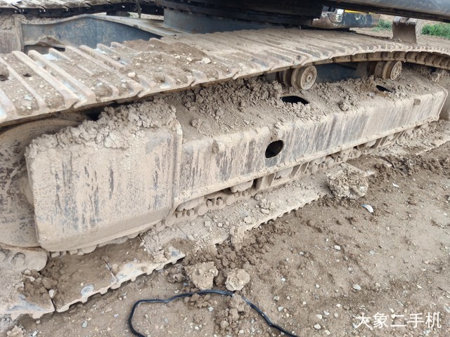 沃尔沃 EC250D 挖掘机