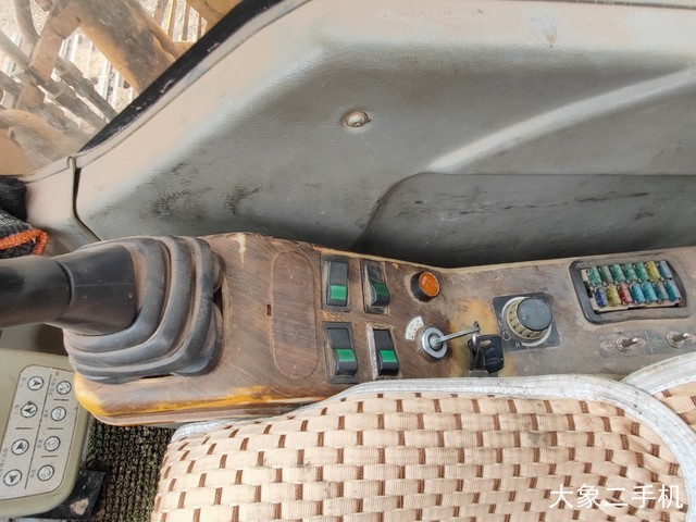 雷沃重工 FR150D 挖掘机