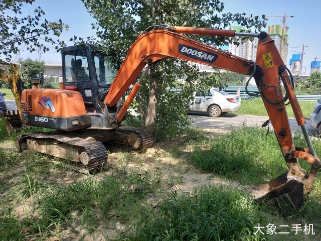 斗山 DH55-V 挖掘机