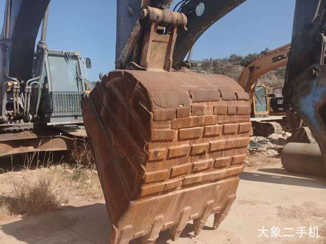 沃尔沃 EC480D 挖掘机