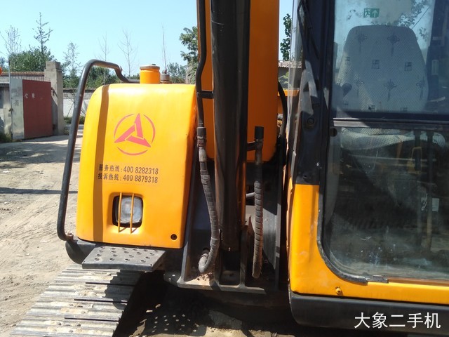 三一重工 SY75C 挖掘机