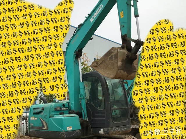 神钢 SK75-8 挖掘机