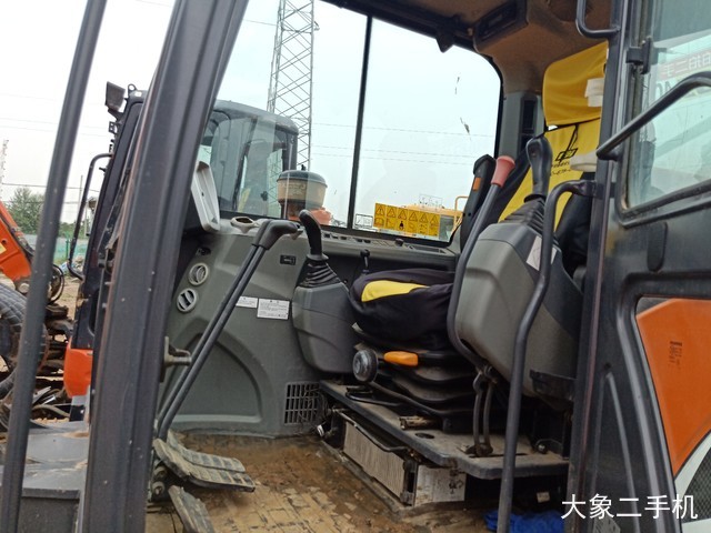 斗山 DX60-9C 挖掘机