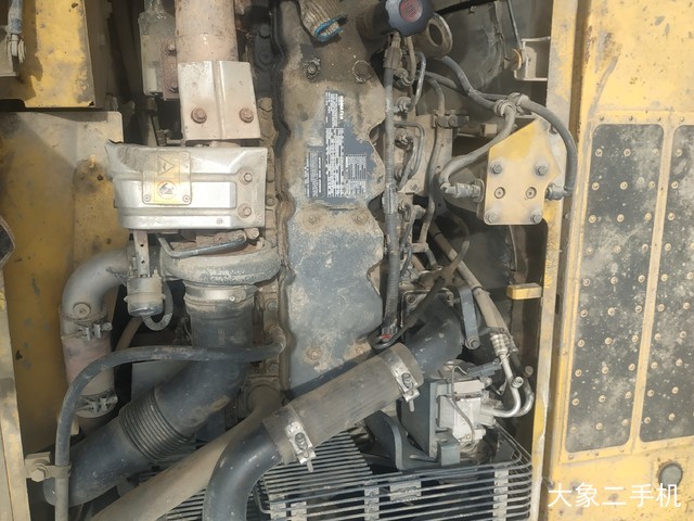 小松 PC240LC-8 挖掘机