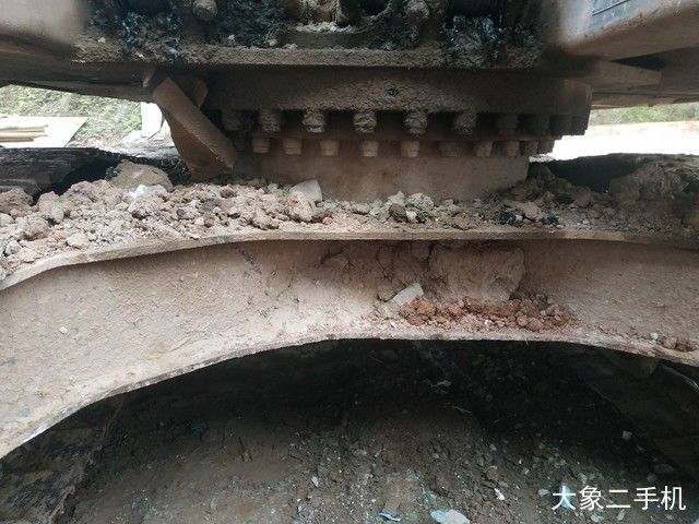 徐工 XE135B 挖掘机