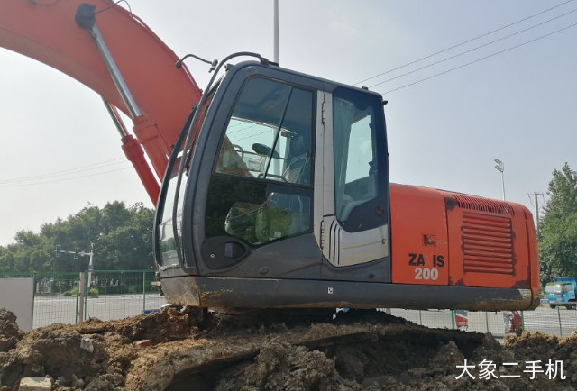日立 EX200-3 挖掘机