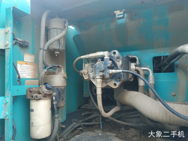 神钢 SK250LC-8 挖掘机