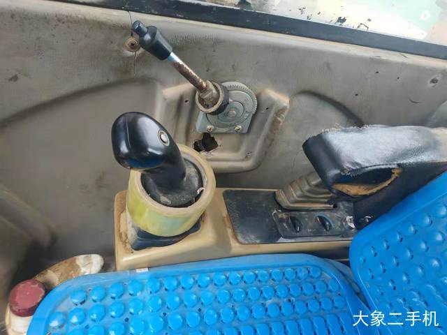 雷沃重工 FR65 挖掘机