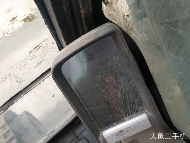 沃尔沃 EC480DL 挖掘机