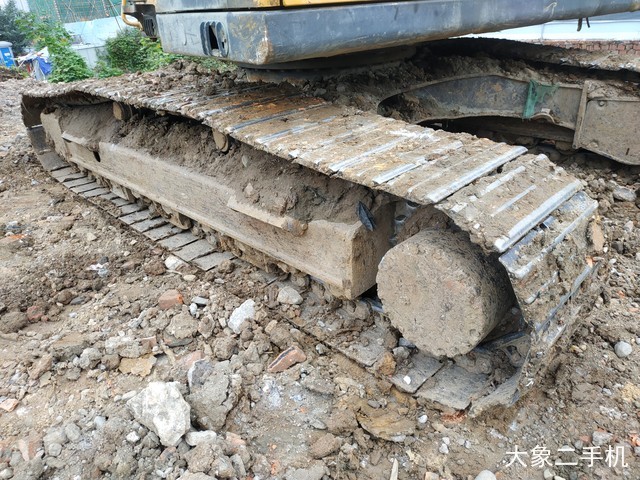 沃尔沃 EC240BLC 挖掘机