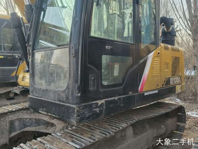 三一重工 SY135C-9 挖掘机