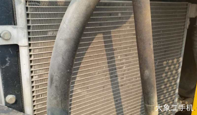 龙工 LG6060 挖掘机