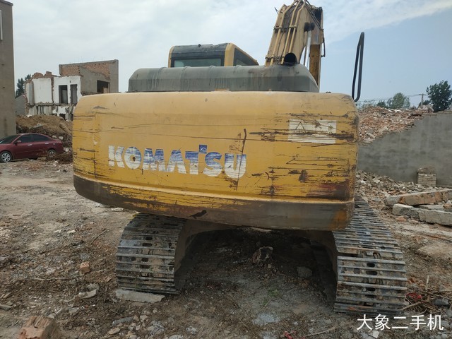 小松 PC200-8 挖掘机