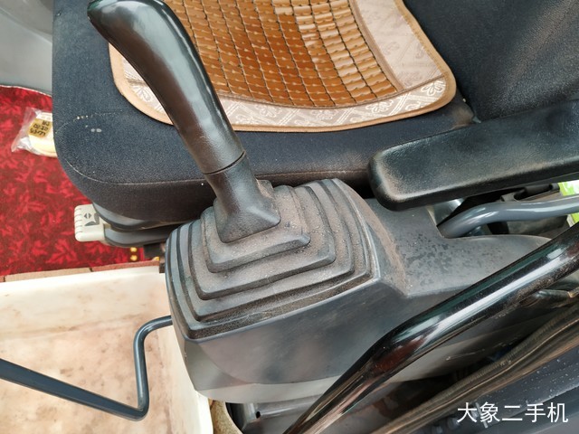 神钢 SK480LC-8 挖掘机