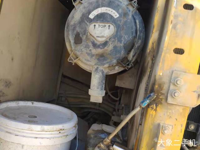 小松 PC220-8 挖掘机