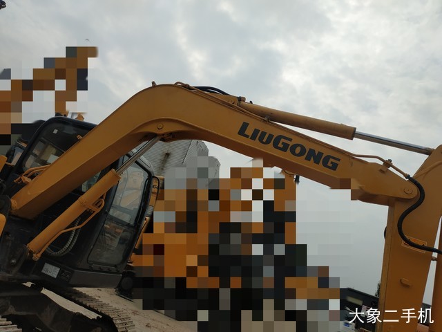 柳工 CLG908D 挖掘机