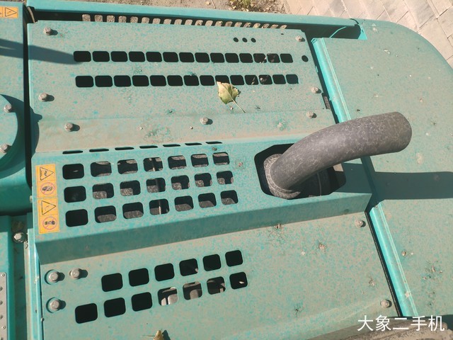 神钢 SK330-10 挖掘机