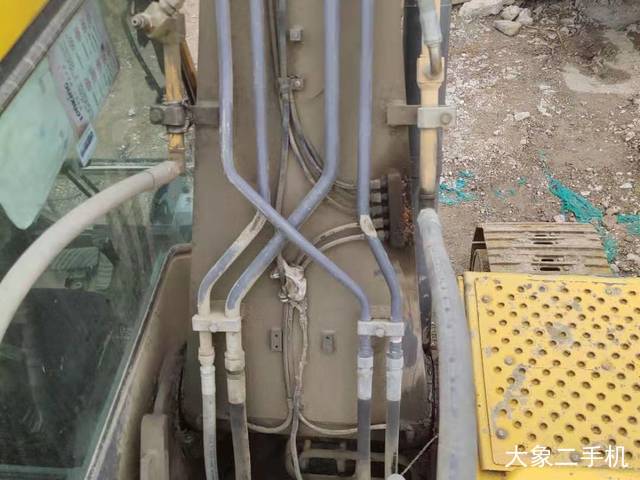 沃尔沃 EC210B 挖掘机