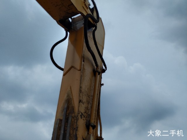 小松 PC240LC-8 挖掘机