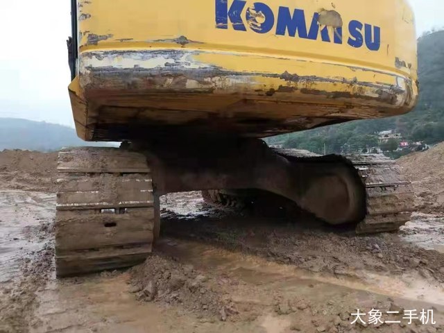 小松 PC270-7 挖掘机