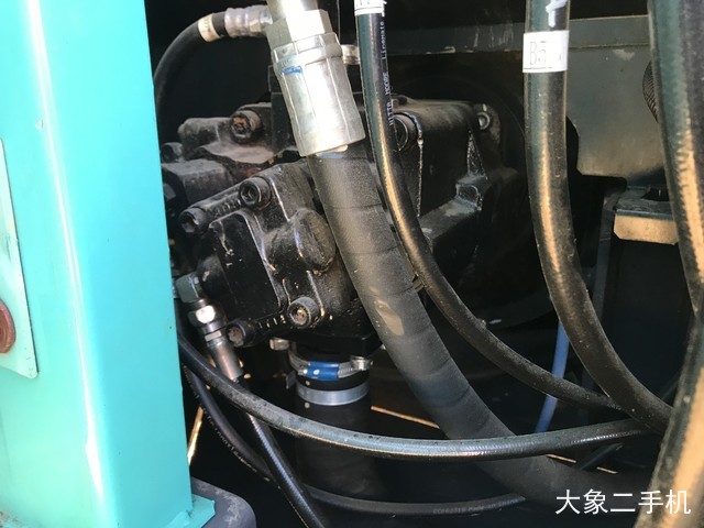 神钢 SK75-8 挖掘机