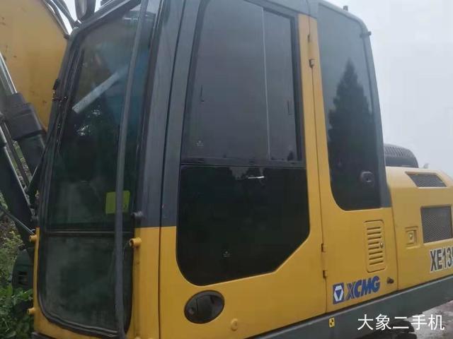 徐工 XE135D 挖掘机