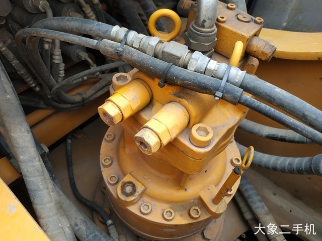 加藤 HD820E 挖掘机