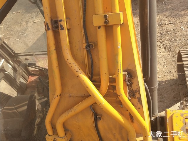 三一重工 SY215C-8 挖掘机