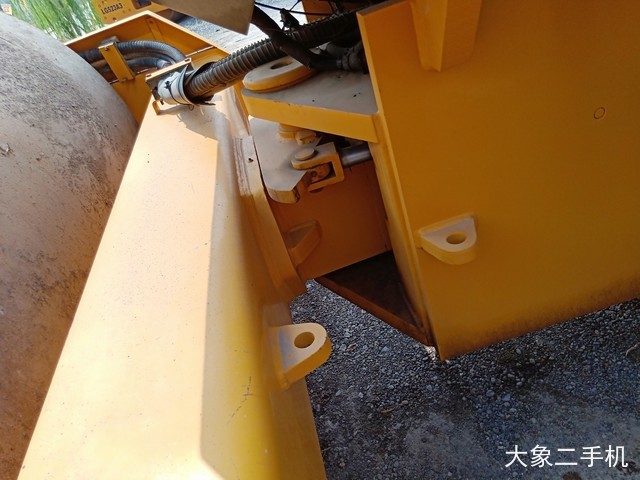 徐工 XS222 压路机