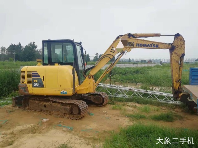 小松 PC56-7 挖掘机