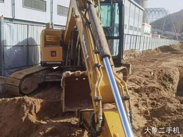 三一重工 SY75C-9 挖掘机