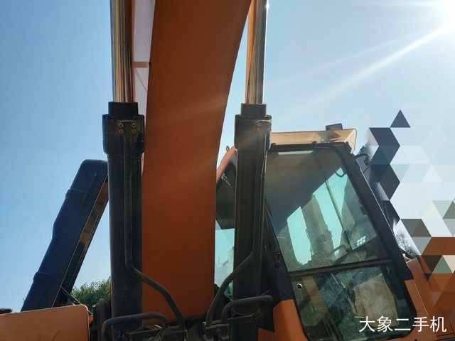 三一重工 SY285C 挖掘机