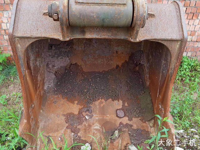 徐工 XE265C 挖掘机