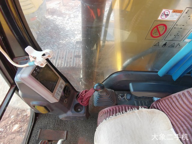 三一重工 SY135C-9 挖掘机